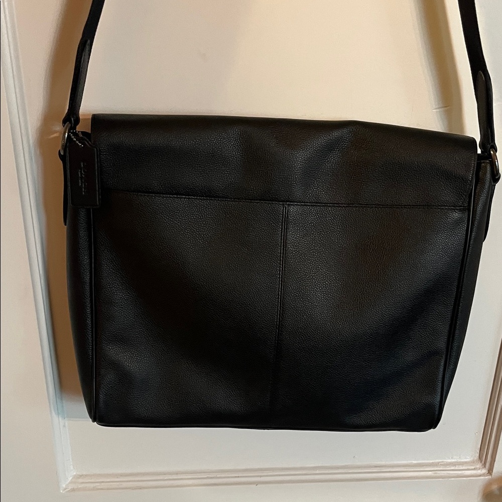 Coach Men's Black Leather Messenger Bag